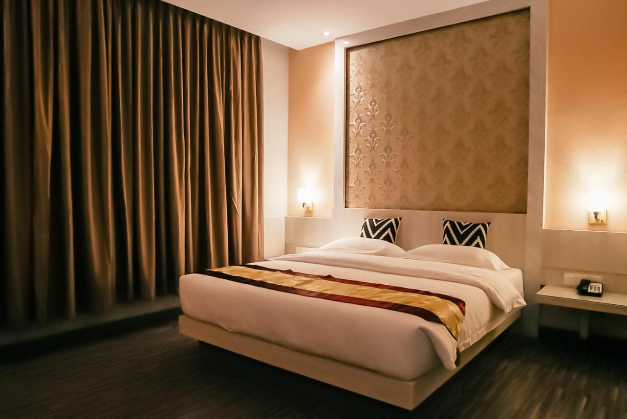 Grand Sydney Hotel Batam Екстериор снимка