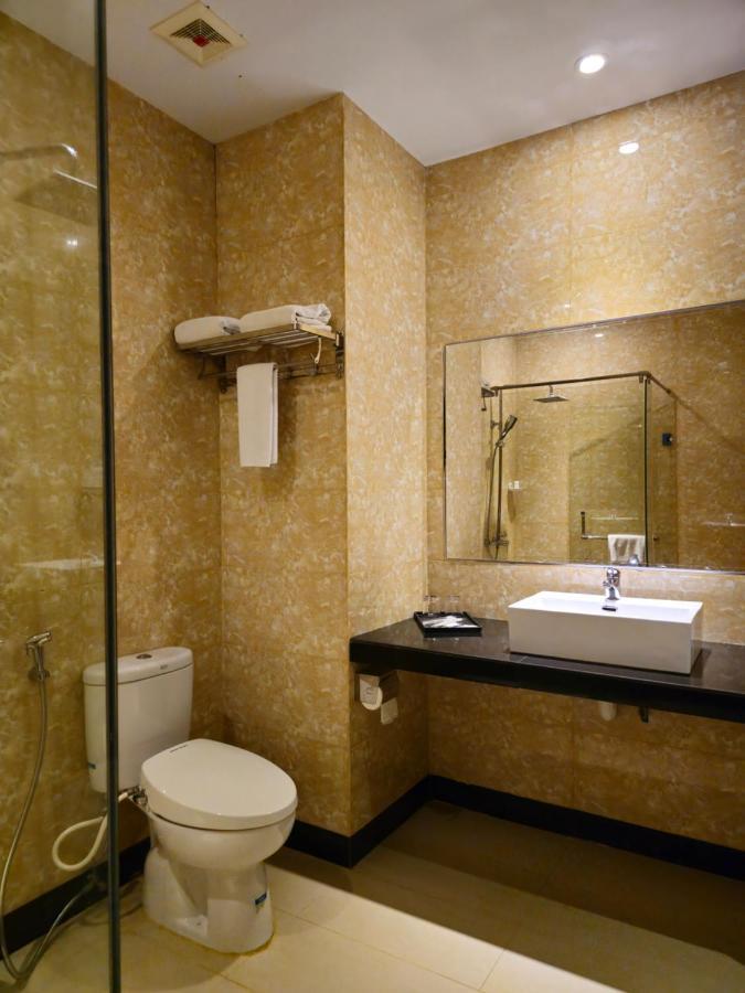 Grand Sydney Hotel Batam Екстериор снимка